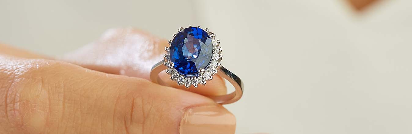 How to Clean Your Sapphire Ring at Home