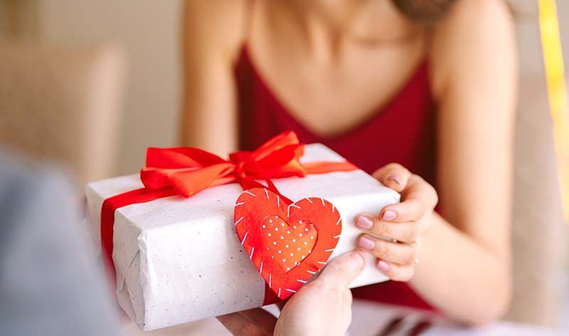 How to give a Valentine's Day gift that says 'I love you
